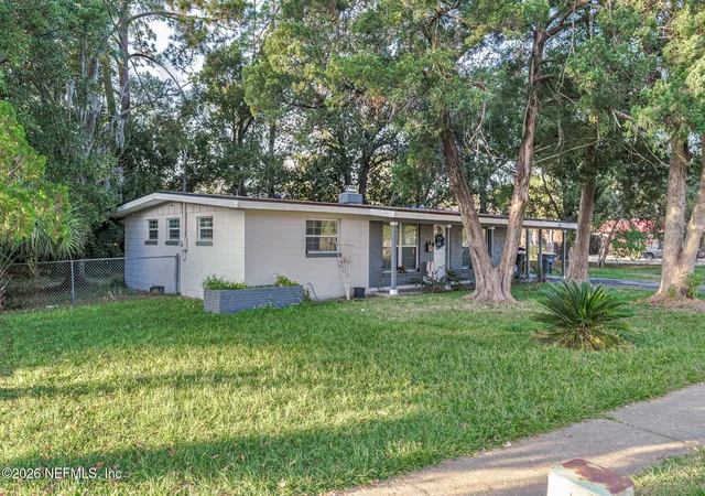 Photo 2 of Single family home for sale at 3008 Carrevero Dr W, Jacksonville, FL 32216 | MLS# 2159256 | Listing updated on 2026-08-31