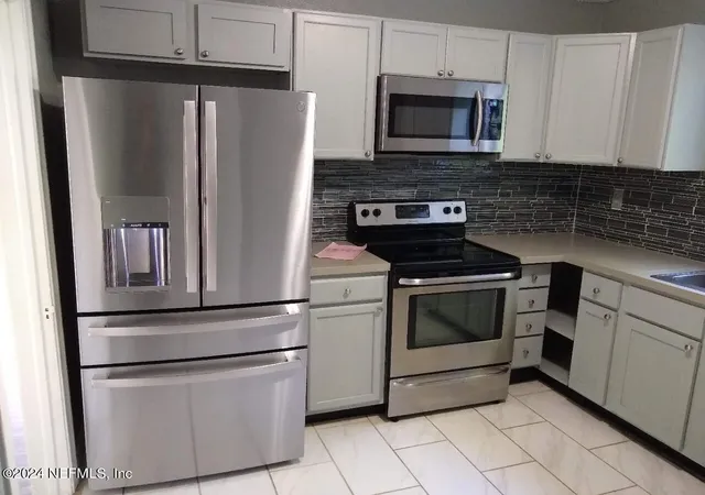 Photo 3 of Single family home for sale at 516 E 58th Street, Jacksonville, FL 32208 | MLS# 2159289 | Listing updated on 2026-09-01