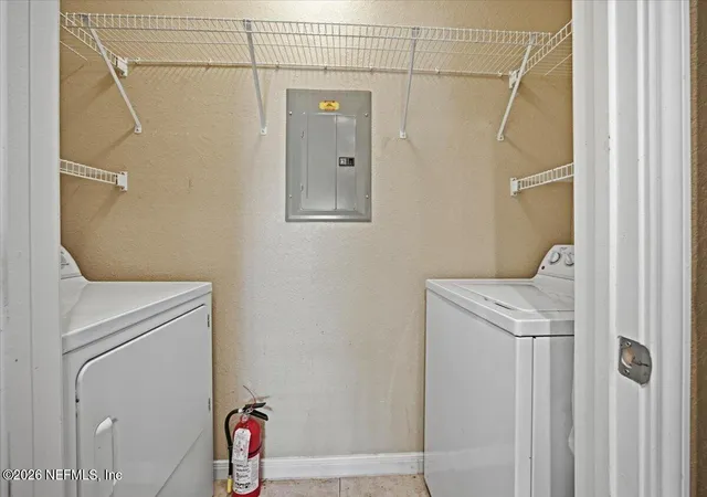 2nd image of 245 Old Vlg Ctr Cir, Saint Augustine, FL 32084