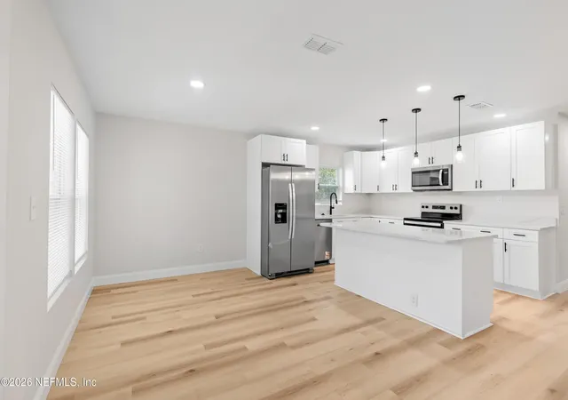 Photo 3 of Sale Pending at 1046 Line St, Jacksonville, FL 32209 | MLS# 2159372 | Listing updated on 2026-08-19