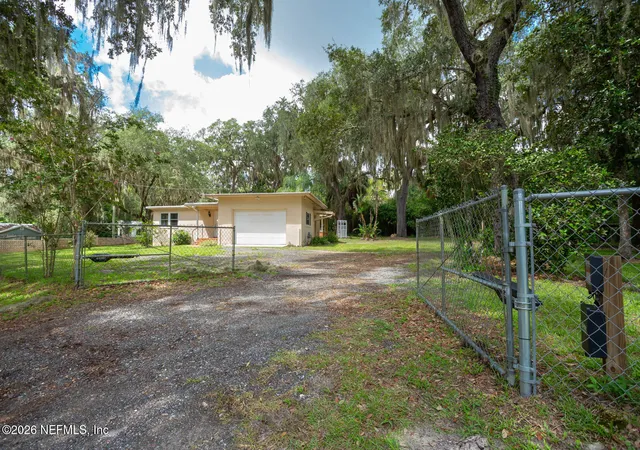 Photo 5 of Single family home for sale at 1202 Kirby St, Palatka, FL 32177 | MLS# 2159395 | Listing updated on 2026-09-01