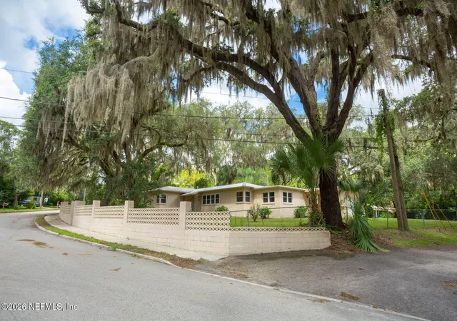 Photo 2 of Single family home for sale at 1202 Kirby St, Palatka, FL 32177 | MLS# 2159395 | Listing updated on 2026-09-14