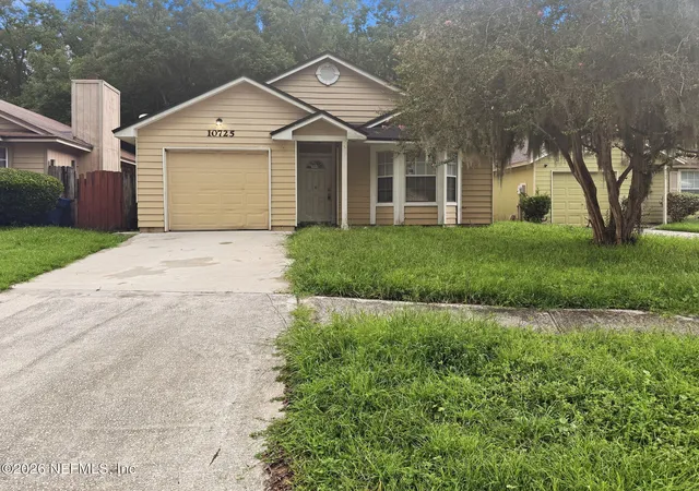 Photo 2 of Sale Pending at 10725 Meadowlea Dr, Jacksonville, FL 32218 | MLS# 2160187 | Listing updated on 2026-08-28