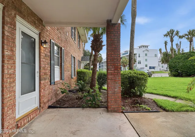 2nd image of 22 Comares Ave, Saint Augustine, FL 32080