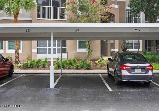 29th image of 10550 Baymeadows Rd #924, Jacksonville, FL 32256 | MLS# 2159496