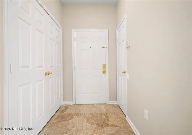 3rd image of 10550 Baymeadows Rd #924, Jacksonville, FL 32256 | MLS# 2159496