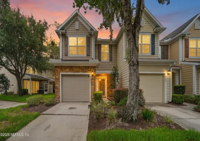 Photo 1 of Townhouse for sale at 4879 Parkhurst Pl, Jacksonville, FL 32256 | MLS# 2160110 | Listing updated on 2026-09-08