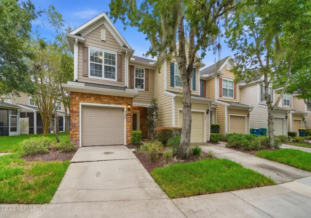 Photo 2 of Townhouse for sale at 4879 Parkhurst Pl, Jacksonville, FL 32256 | MLS# 2160110 | Listing updated on 2026-09-08