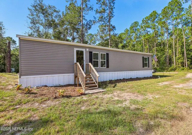 Photo 1 of Manufactured home for sale at 114 Barracuda Dr, Palatka, FL 32177 | MLS# 2160858 | Listing updated on 2026-08-21