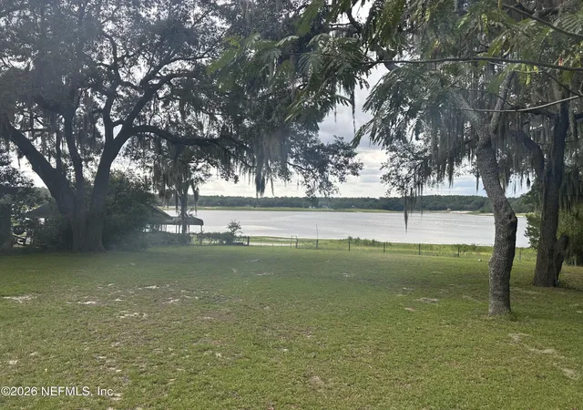 2nd image of 6848 Spring Lake Rd, Keystone Heights, FL 32656 | MLS# 2159881