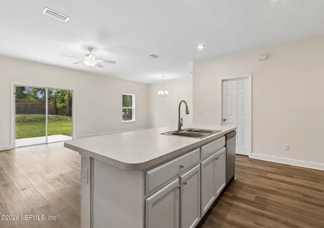3rd image of 7242 Luke St, Jacksonville, FL 32210 | MLS# 2160171