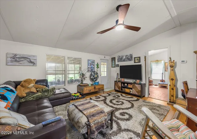 4th image of 6308 Grandview Ct, Keystone Heights, FL 32656 | MLS# 2159577