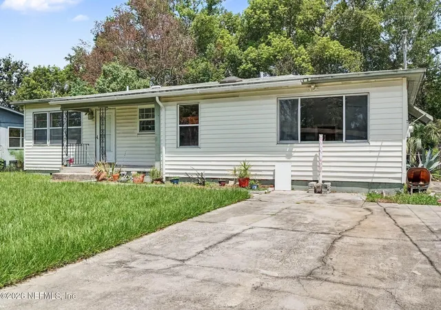 Photo 2 of Single family home for sale at 6159 Autlan Dr, Jacksonville, FL 32210 | MLS# 2159895 | Listing updated on 2026-09-11