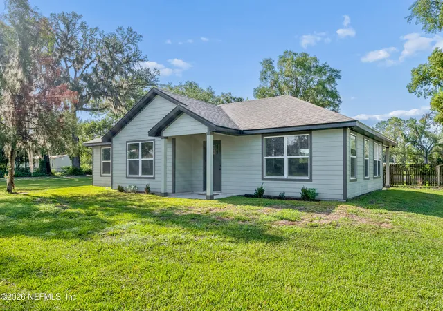 Photo 1 of Single family home for sale at 570 Sw 5th Street, Lake Butler, FL 32054 | MLS# 2159608 | Listing updated on 2026-08-23