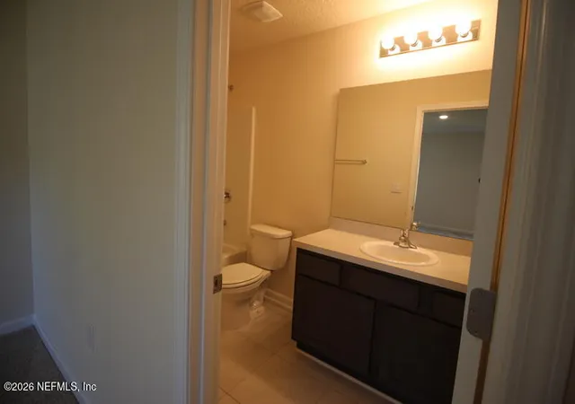 Photo 4 of Townhouse for sale at 9479 Star Dr, Jacksonville, FL 32256 | MLS# 2159536 | Listing updated on 2026-08-11