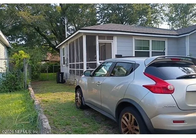 2nd image of 1511 W 10th St, Jacksonville, FL 32209 | MLS# 2159541