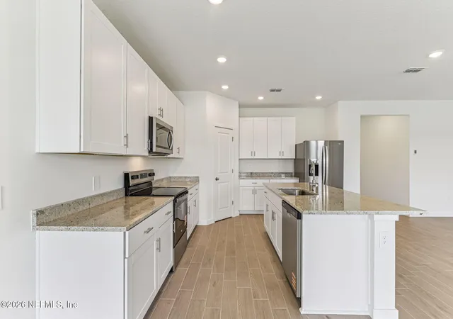 Photo 2 of Single family home for sale at 7309 Everett Forest Dr, Jacksonville, FL 32219 | MLS# 2160003 | Listing updated on 2026-09-17