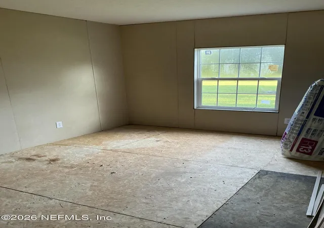 Photo 21 of Sale Pending at 5206 Silver Lake Dr #2, Palatka, FL 32177 | MLS# 2160377 | Listing updated on 2026-08-27