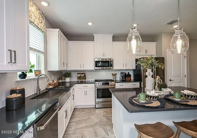 Photo 4 of Sale Pending at 212 Silver Myrtle Ct, Saint Augustine, FL 32092 | MLS# 2159567 | Listing updated on 2026-08-11