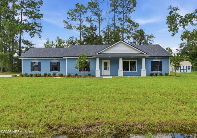 Photo 3 of Single family home for sale at 114 W Camelot Dr, Palatka, FL 32177 | MLS# 2160448 | Listing updated on 2026-08-20
