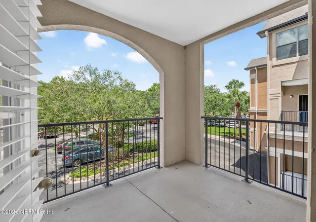 5th image of 10961 Burnt Mill Rd #423, Jacksonville, FL 32256 | MLS# 2159607