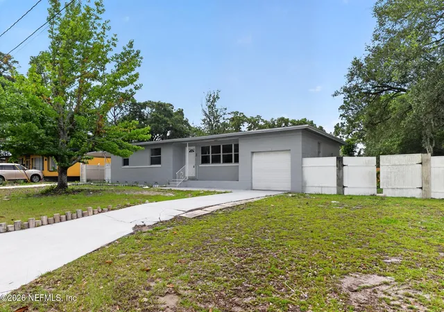 Photo 2 of Single family home for sale at 5932 El Morro Dr S, Jacksonville, FL 32277 | MLS# 2159610 | Listing updated on 2026-09-15