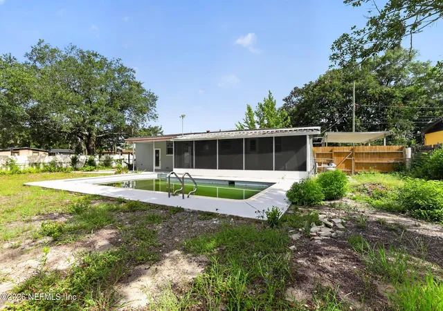 Photo 3 of Single family home for sale at 5932 El Morro Dr S, Jacksonville, FL 32277 | MLS# 2159610 | Listing updated on 2026-09-15