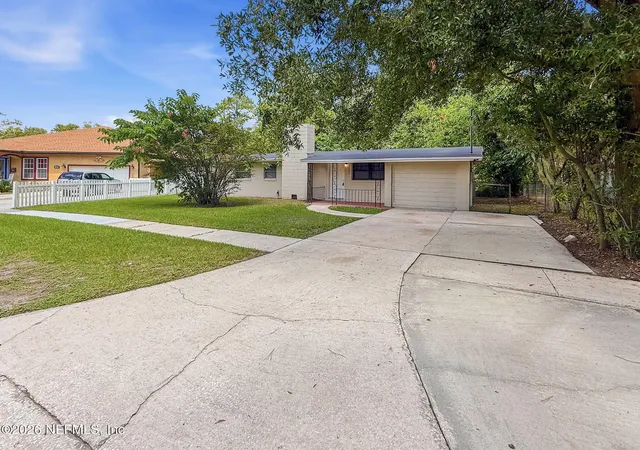 2nd image of 2633 Tulsa Rd N, Jacksonville, FL 32218 | MLS# 2160074