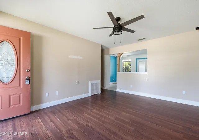 3rd image of 244 Se Arapahoe Ln, Lake City, FL 32025 | MLS# 2159851