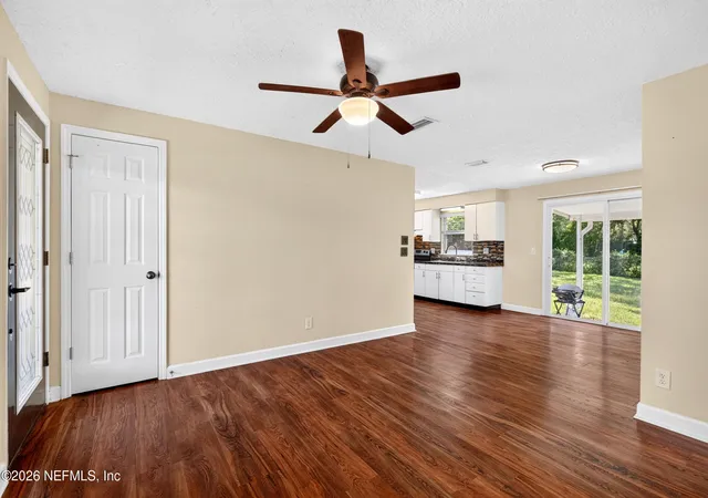 Photo 3 of Single family home for sale at 428 Neptune Rd, Orange Park, FL 32073 | MLS# 2160021 | Listing updated on 2026-08-30