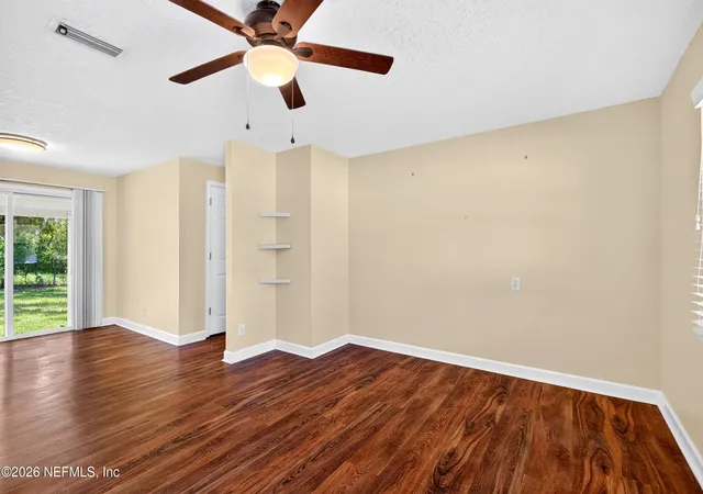 Photo 3 of Single family home for sale at 428 Neptune Rd, Orange Park, FL 32073 | MLS# 2160021 | Listing updated on 2026-08-30