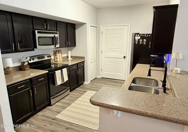 Photo 4 of Condo for sale at 4990 Key Lime Dr #306, Jacksonville, FL 32256 | MLS# 2160002 | Listing updated on 2026-08-29