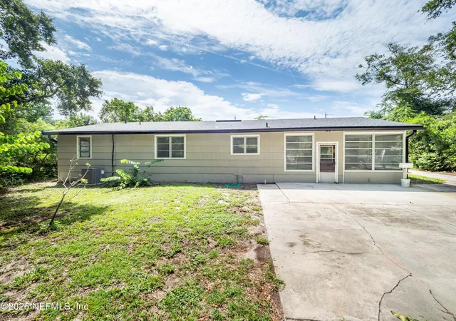 Photo 3 of Single family home for sale at 1941 Parental Home Rd, Jacksonville, FL 32216 | MLS# 2160444 | Listing updated on 2026-10-21
