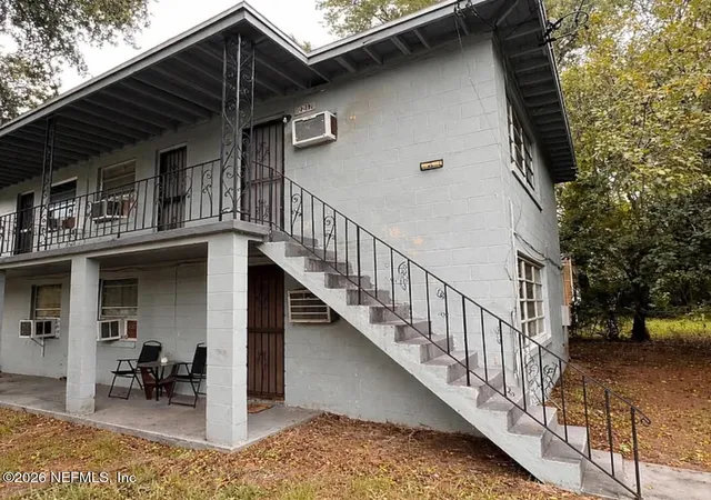 1st image of 2217 W 39th St, Jacksonville, FL 32209 | MLS# 2159829