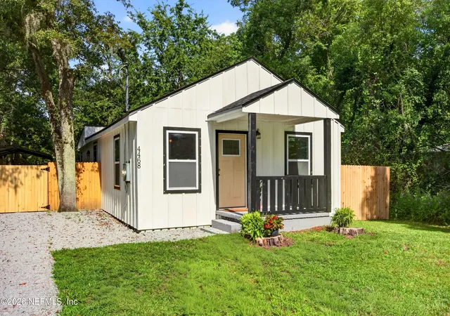 32nd image of 4468 Englewood Ave Ave, Jacksonville, FL 32207 | MLS# 2159795