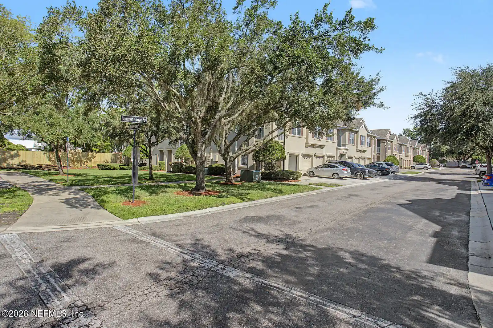 Listing Photo 2 - Condo for sale in 9774 Summer Grv Wy located at 9774 Summer Grv Wy, Jacksonville, FL 32257 - Unit #102
