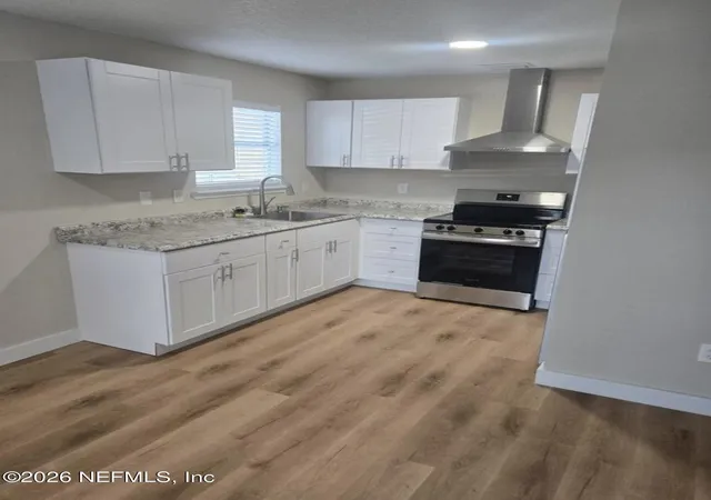 Photo 4 of Single family home for sale at 1655 Union St W, Jacksonville, FL 32209 | MLS# 2159828 | Listing updated on 2026-08-26