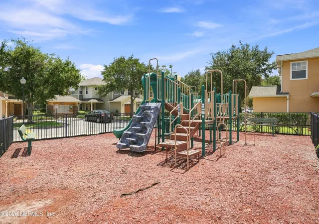 2nd image of 8550 Argyle Business Loop, Jacksonville, FL 32244