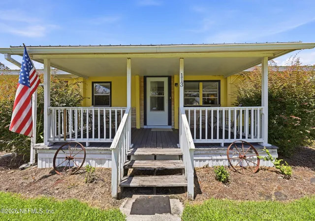 Photo 3 of Manufactured home for sale at 113 Waterside Ave, Satsuma, FL 32189 | MLS# 2159903 | Listing updated on 2026-08-13