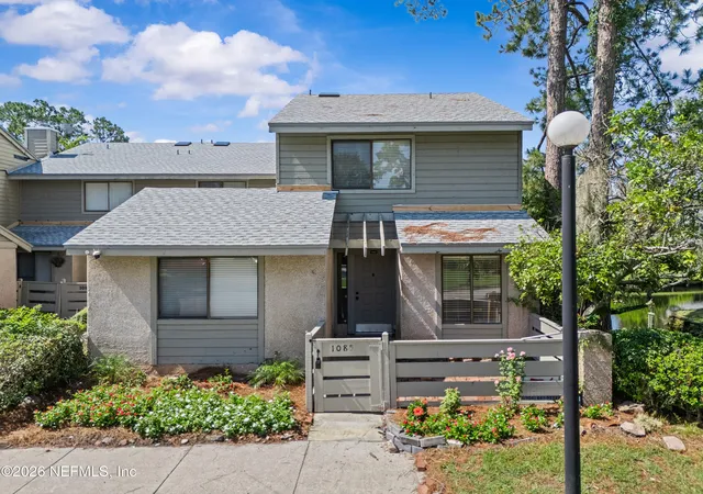 2nd image of 7701 Baymeadows Cir W #1085, Jacksonville, FL 32256 | MLS# 2160406