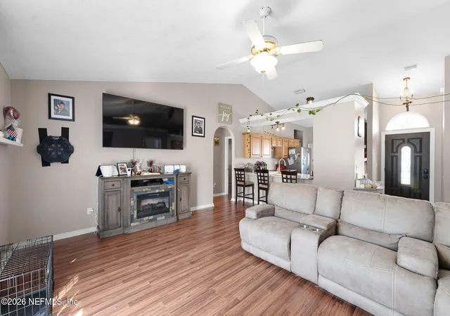 3rd image of 2875 Majestic Oaks Ln, Green Cove Springs, FL 32043 | MLS# 2159930