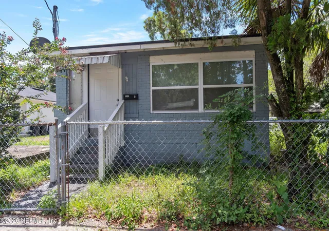 Photo 2 of House for sale at 1044 W 28th Street, Jacksonville, FL 32209 | MLS# 2159958 | Listing updated on 2026-09-09