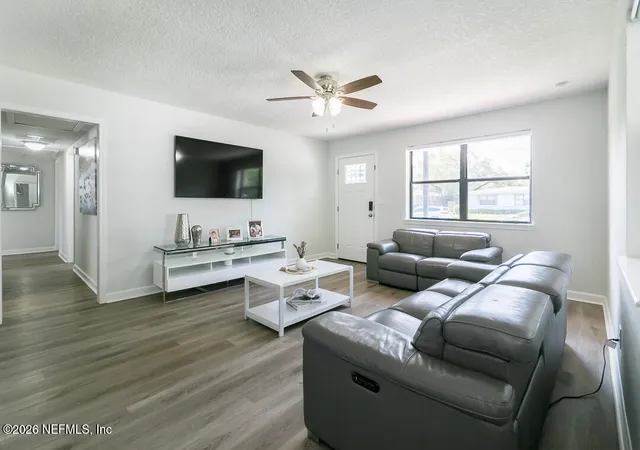 Photo 3 of Single family home for sale at 6221 Ashwood Ln, Jacksonville, FL 32277 | MLS# 2160145 | Listing updated on 2026-08-14