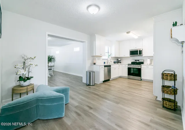Photo 4 of Single family home for sale at 6221 Ashwood Ln, Jacksonville, FL 32277 | MLS# 2160145 | Listing updated on 2026-08-14