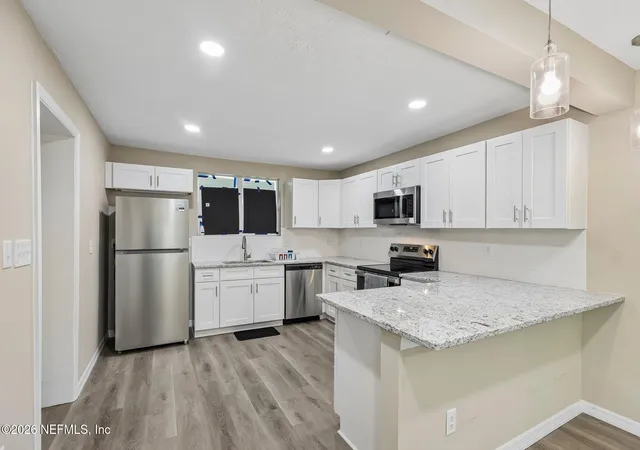 Photo 3 of Single family home for sale at 1274 Lake Shore Blvd, Jacksonville, FL 32205 | MLS# 2160847 | Listing updated on 2026-09-24
