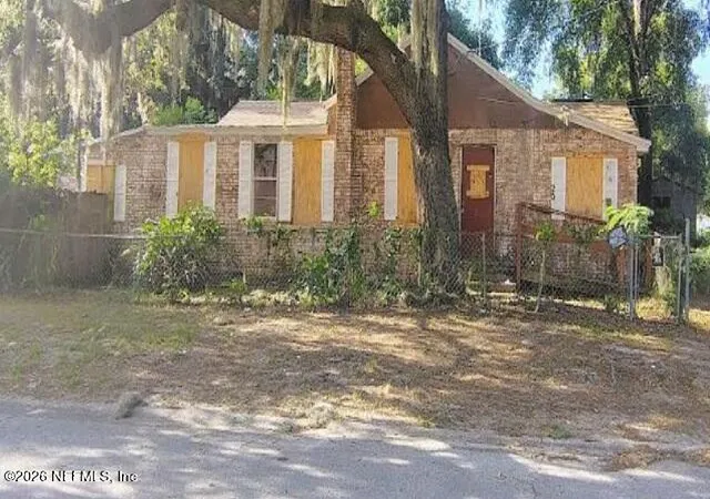 Photo 1 of Single family home for sale at 200 Benham St, Palatka, FL 32177 | MLS# 2159941 | Listing updated on 2026-08-13