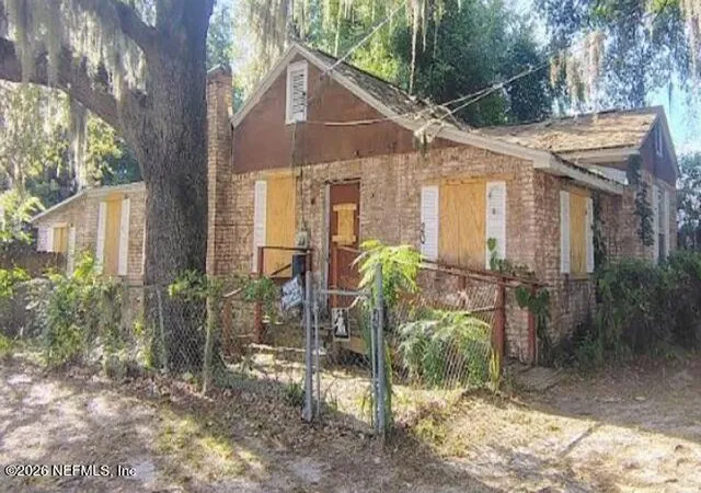 Photo 2 of Single family home for sale at 200 Benham St, Palatka, FL 32177 | MLS# 2159941 | Listing updated on 2026-08-13