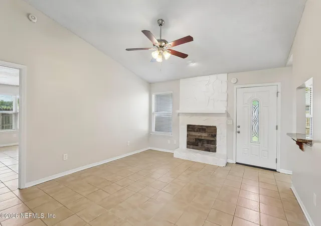 5th image of 8446 Sand Point Dr W, Jacksonville, FL 32244 | MLS# 2160297