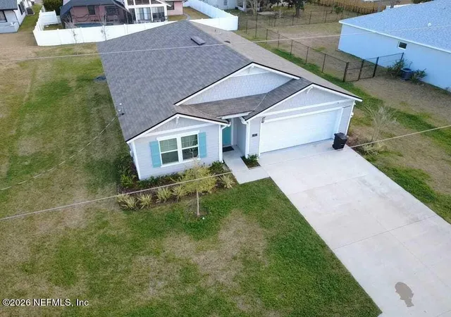 Photo 2 of Single family home for sale at 60 Perrotti Ln, Palm Coast, FL 32164 | MLS# 2160076 | Listing updated on 2026-08-14