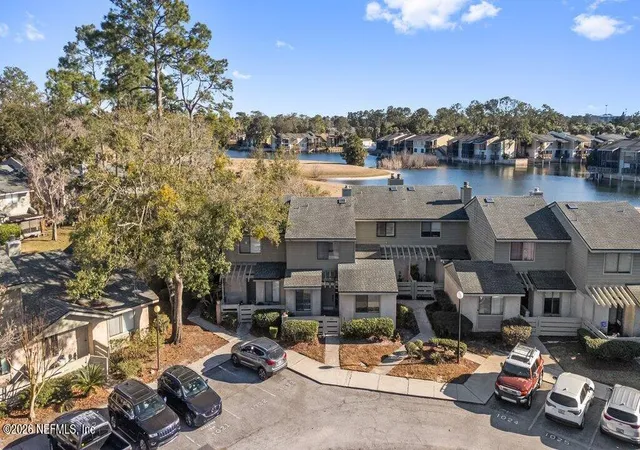 Photo 4 of Condo for sale at 7701 Baymeadows Cir W #1023, Jacksonville, FL 32256 | MLS# 2159978 | Listing updated on 2026-08-13